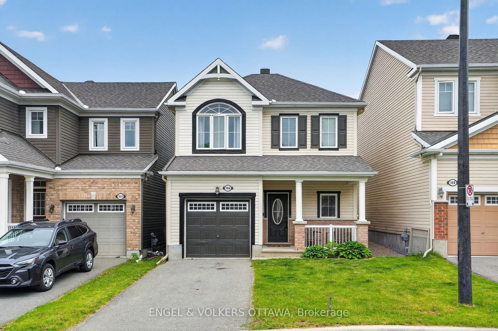 166 Lily Pond Street, Ottawa, ON
