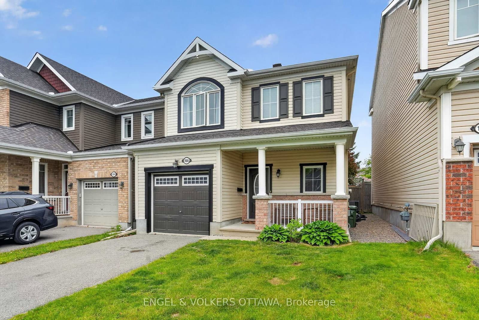 166 Lily Pond Street, Ottawa, ON — photo 2