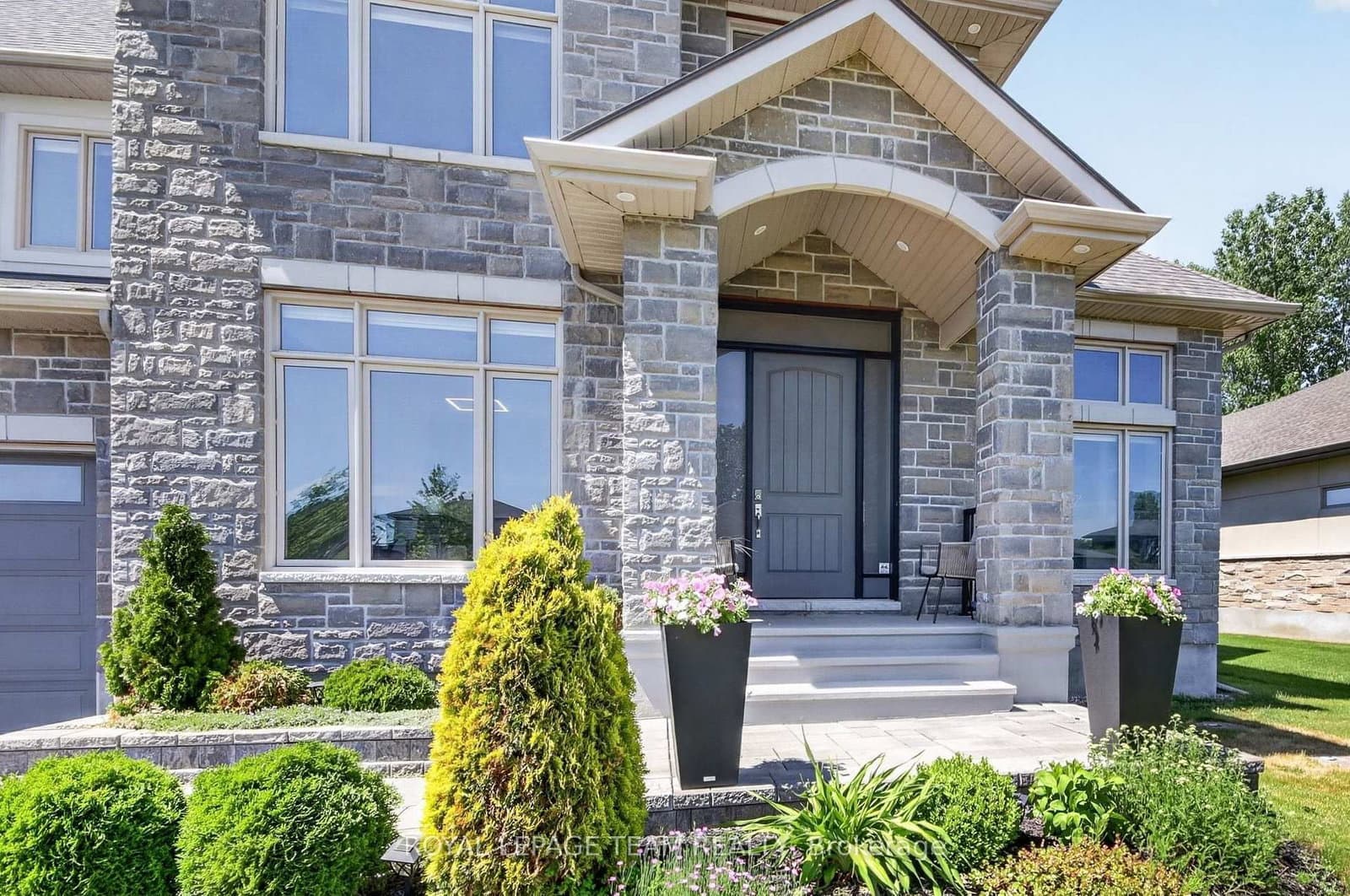 520 LEIMERK Court, Manotick, ON — photo 3