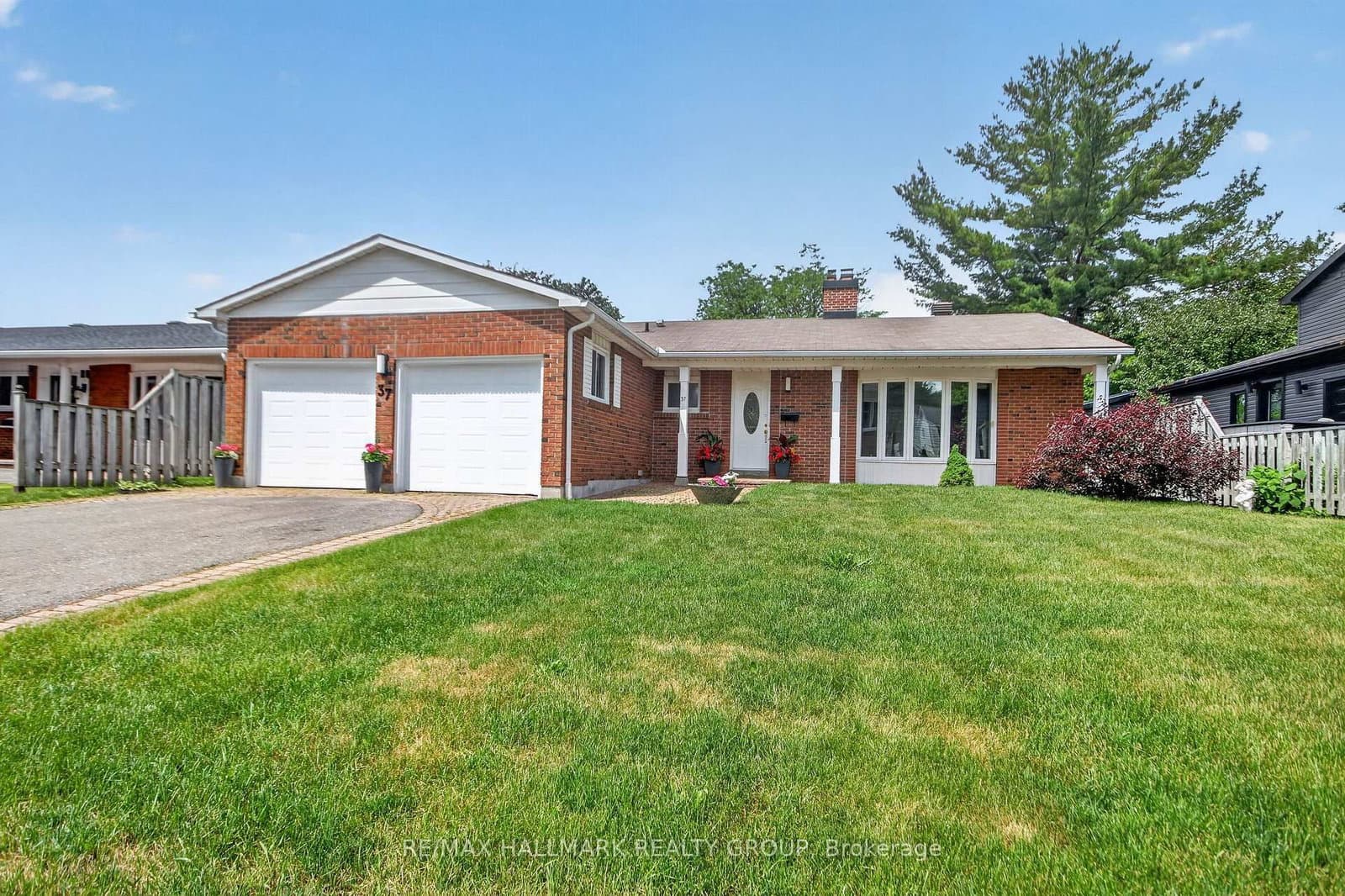 37 Parkwood Crescent, Ottawa, ON