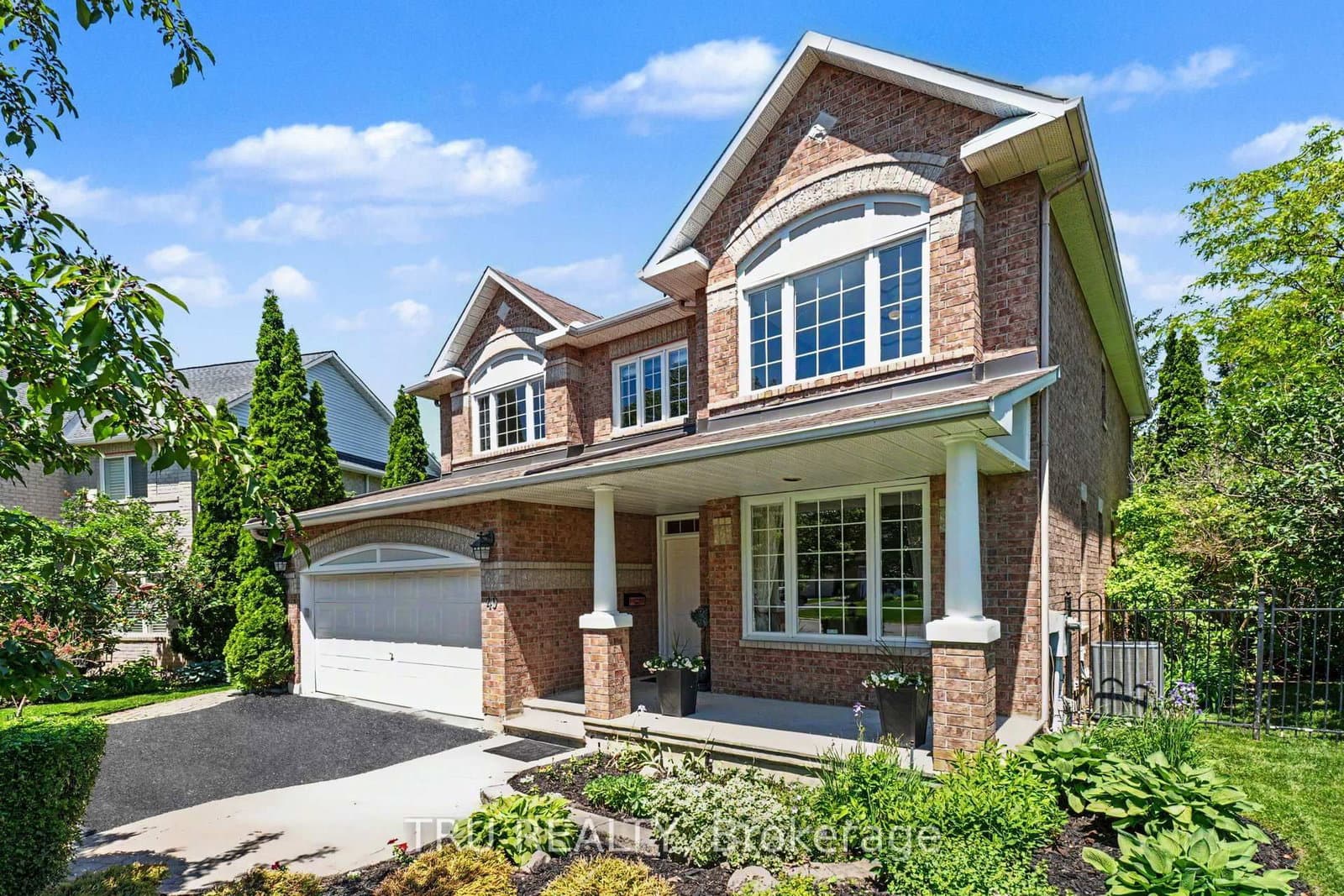 40 Cimarron Crescent, Ottawa, ON — photo 2