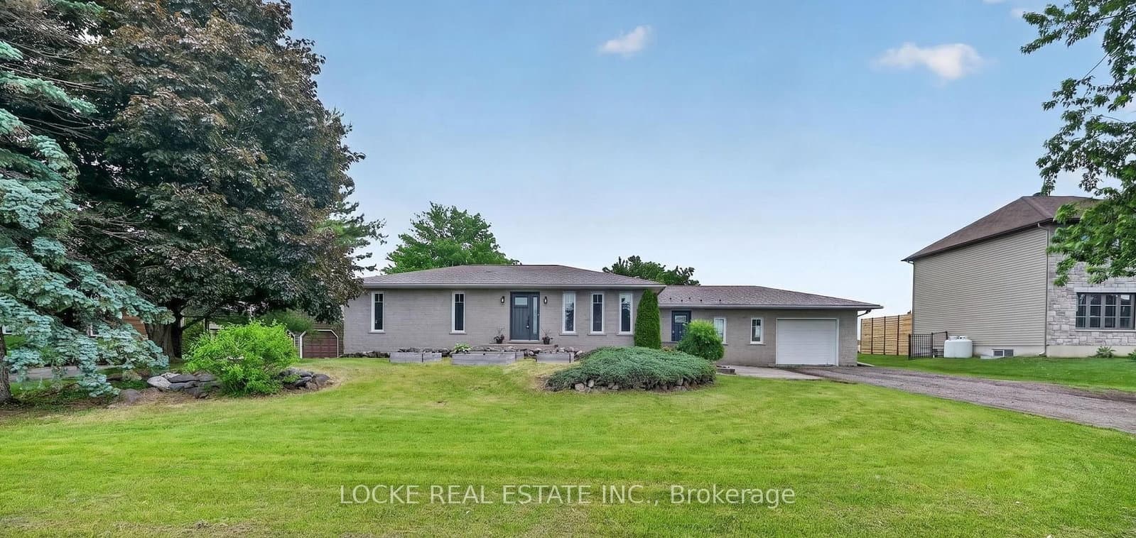 3391 Sarsfield Road, Sarsfield, ON