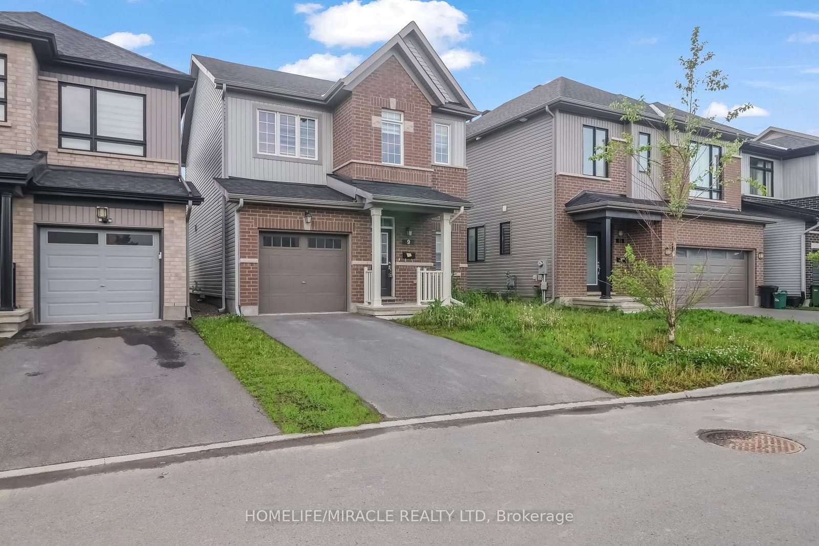 9 Tolchaco Court, Ottawa, ON — photo 3