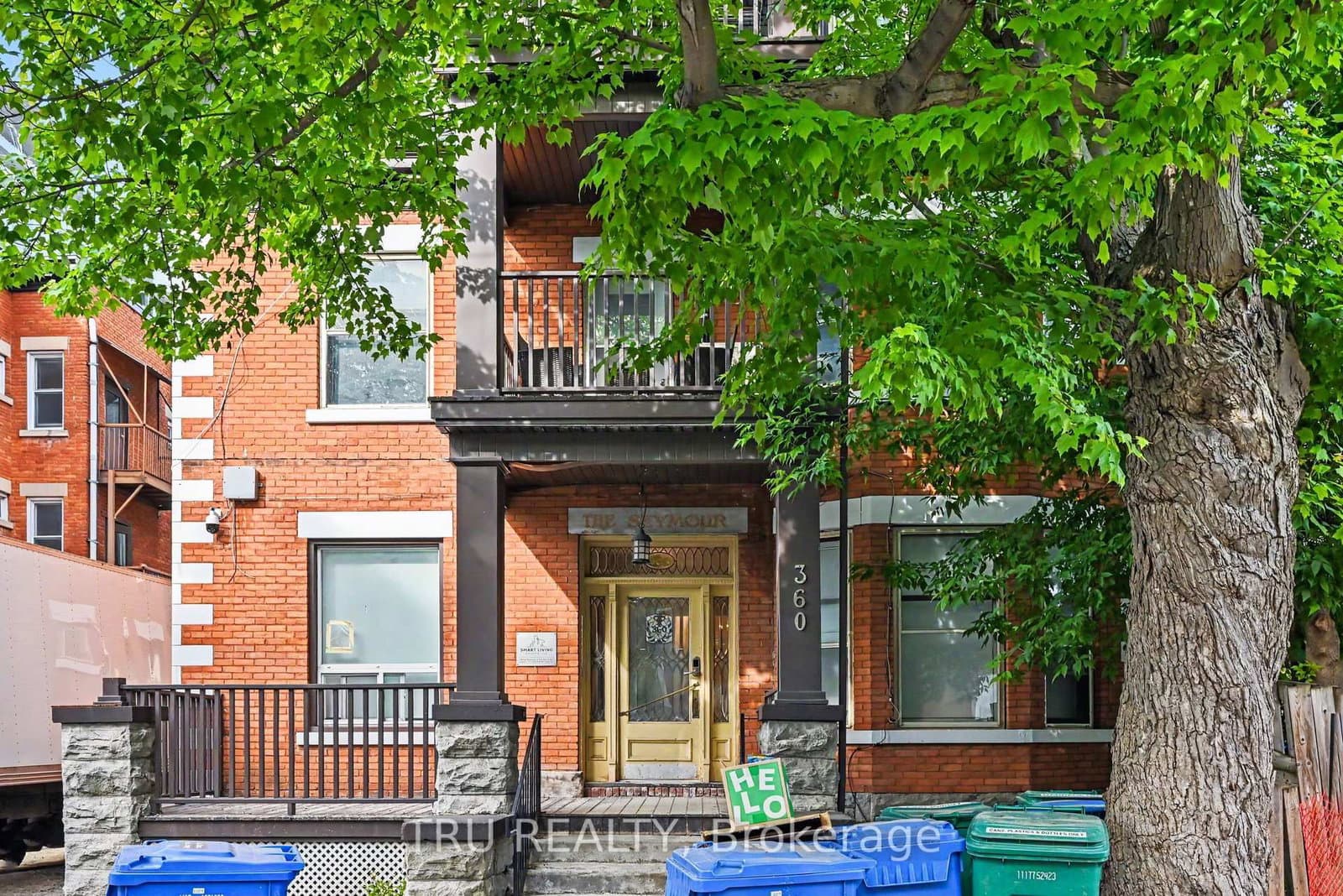 360 Friel Street, Ottawa, ON — photo 2