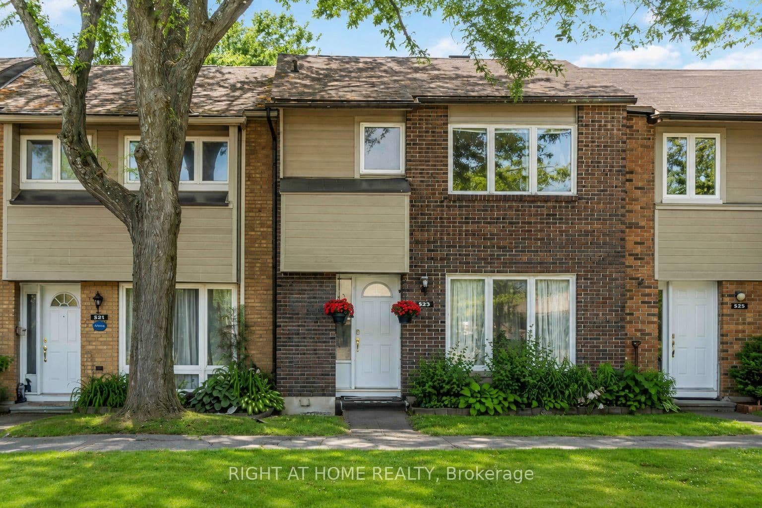 3 - 21 Midland Crescent, Ottawa, ON