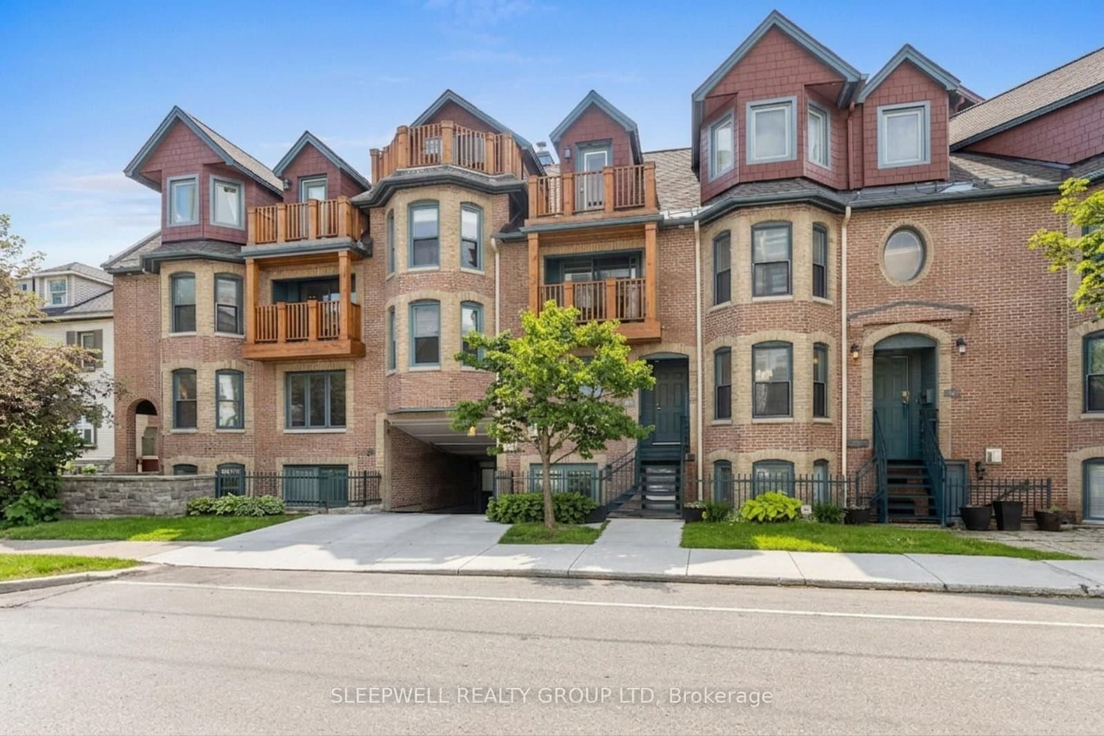 1 - 226 Wilbrod Street, Ottawa, ON