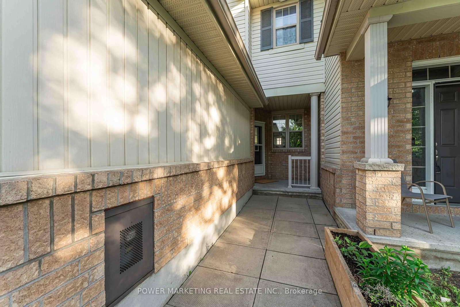 326 Applecross Crescent, Ottawa, ON — photo 2