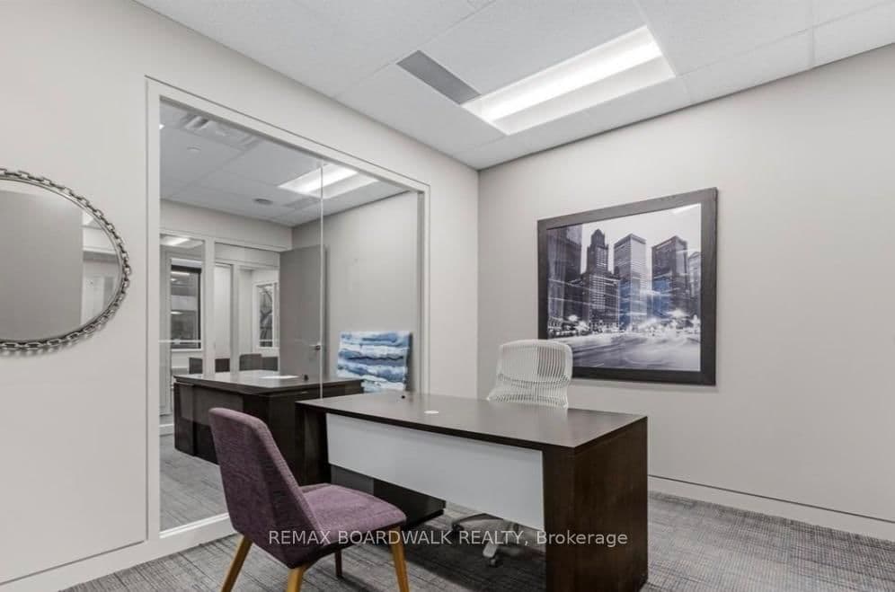 3 - 102 Bank Street, Ottawa, ON — photo 3