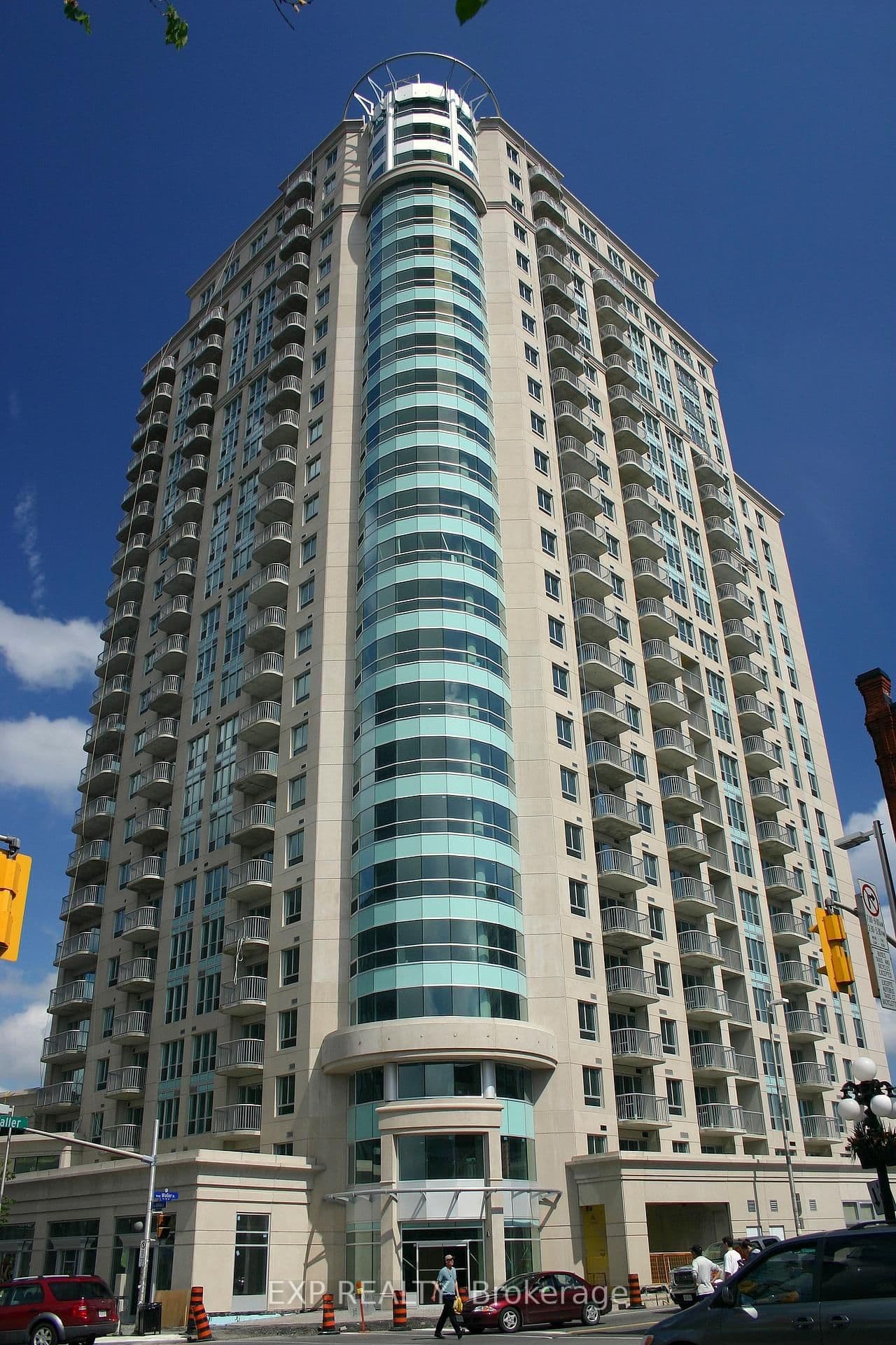 1002 - 200 Rideau Street, Ottawa, ON