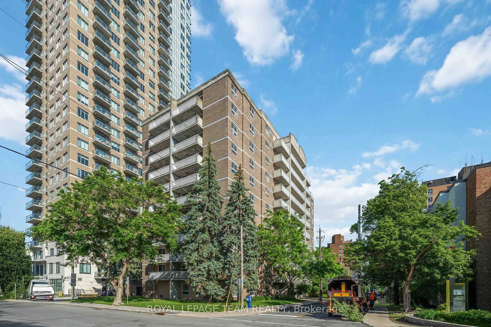 203 - 110 Forward Avenue, Ottawa, ON