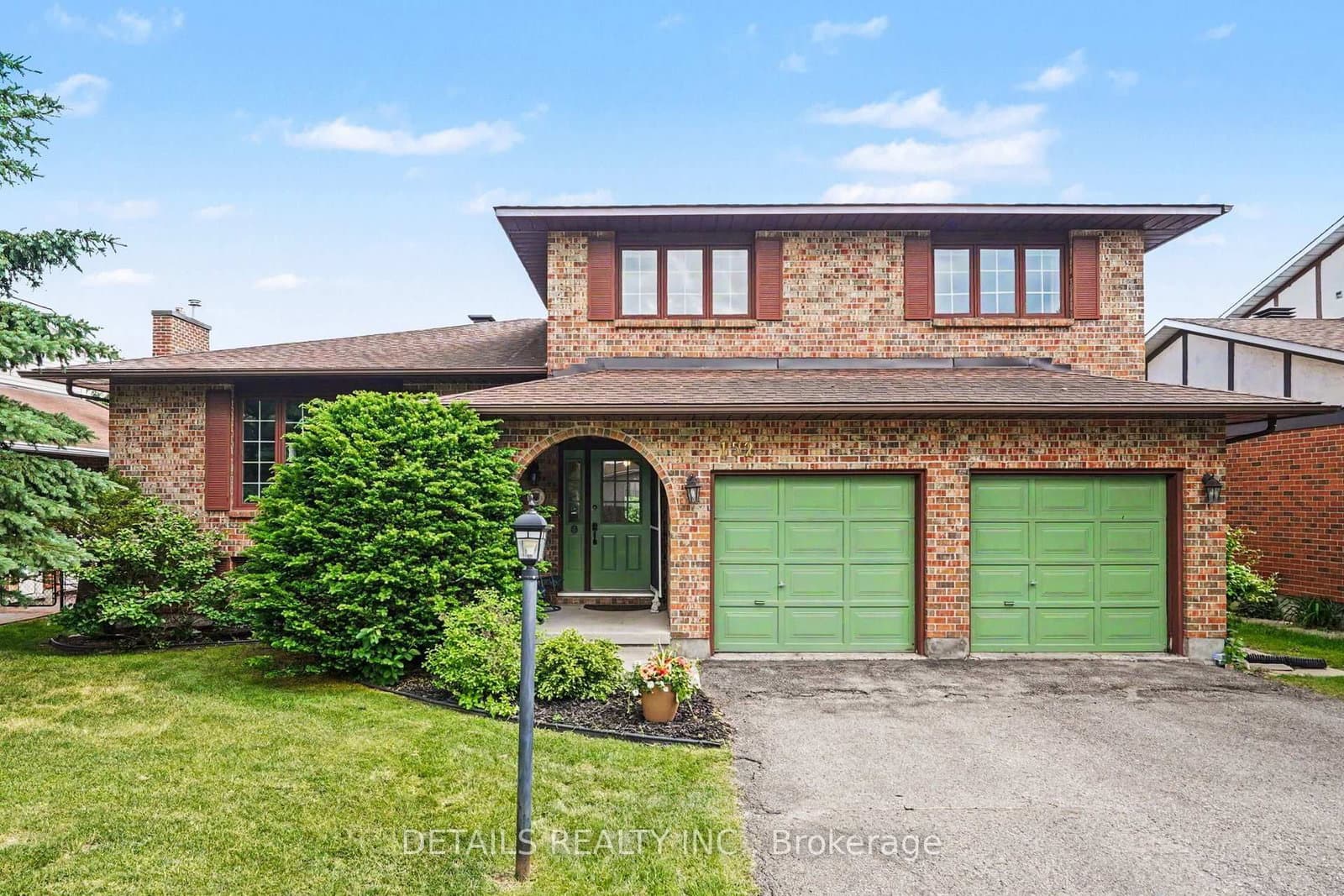152 Foxfield Drive, Barrhaven, ON