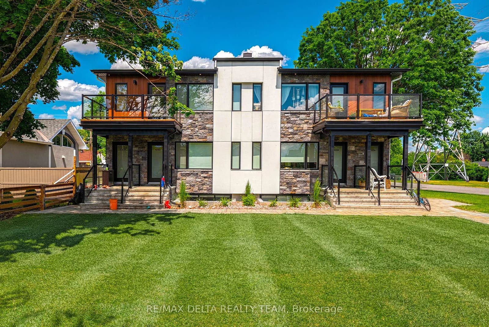 77 Granton Avenue, Ottawa, ON