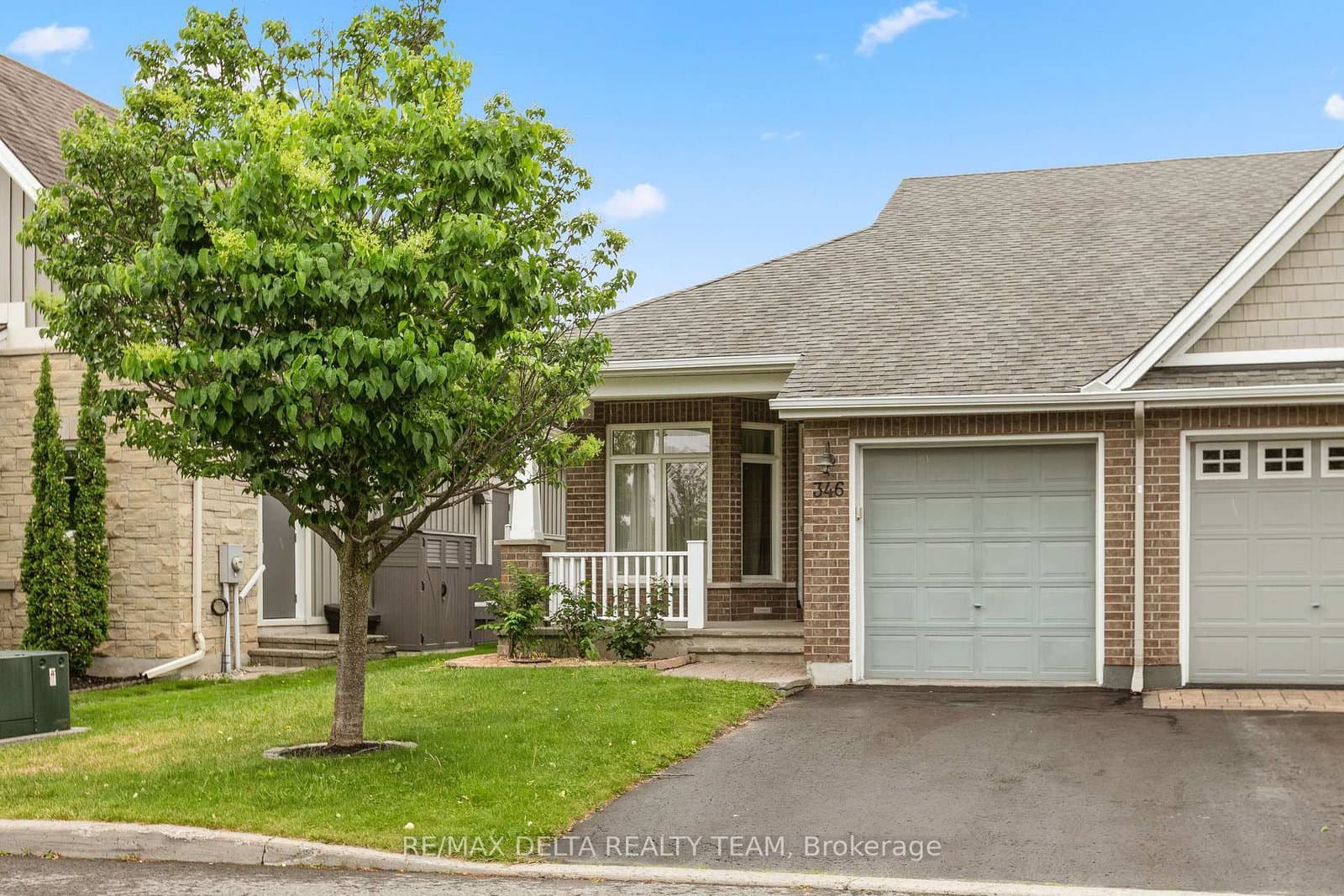 346 Farincourt Crescent, Ottawa, ON — photo 2