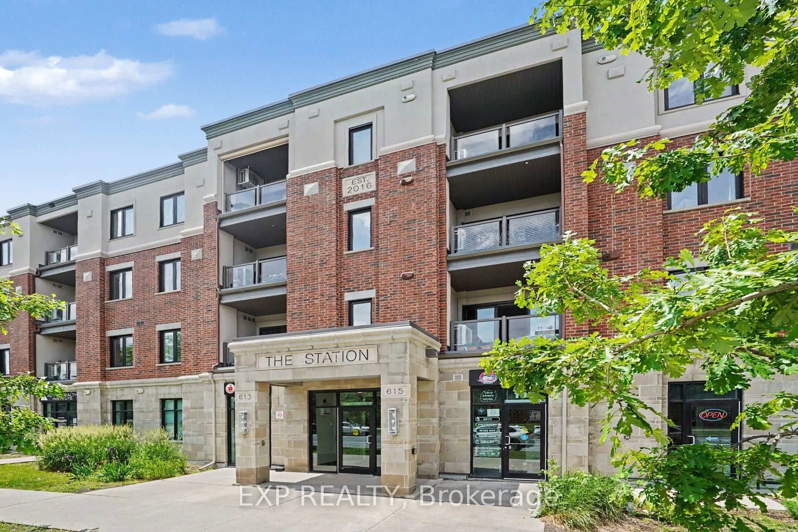 405 - 615 Longfields Drive, Ottawa, ON