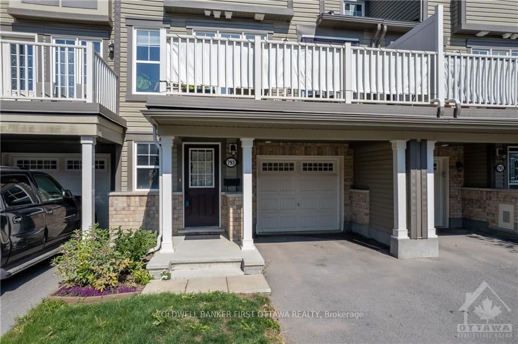 793 MAYFLY Crescent, Ottawa, ON — photo 2