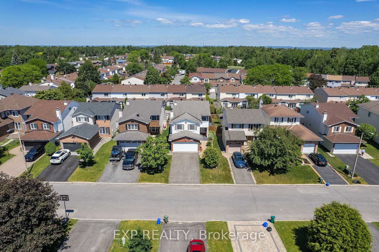 129 PIMPRENELLE Terrace, Orleans, ON — photo 3