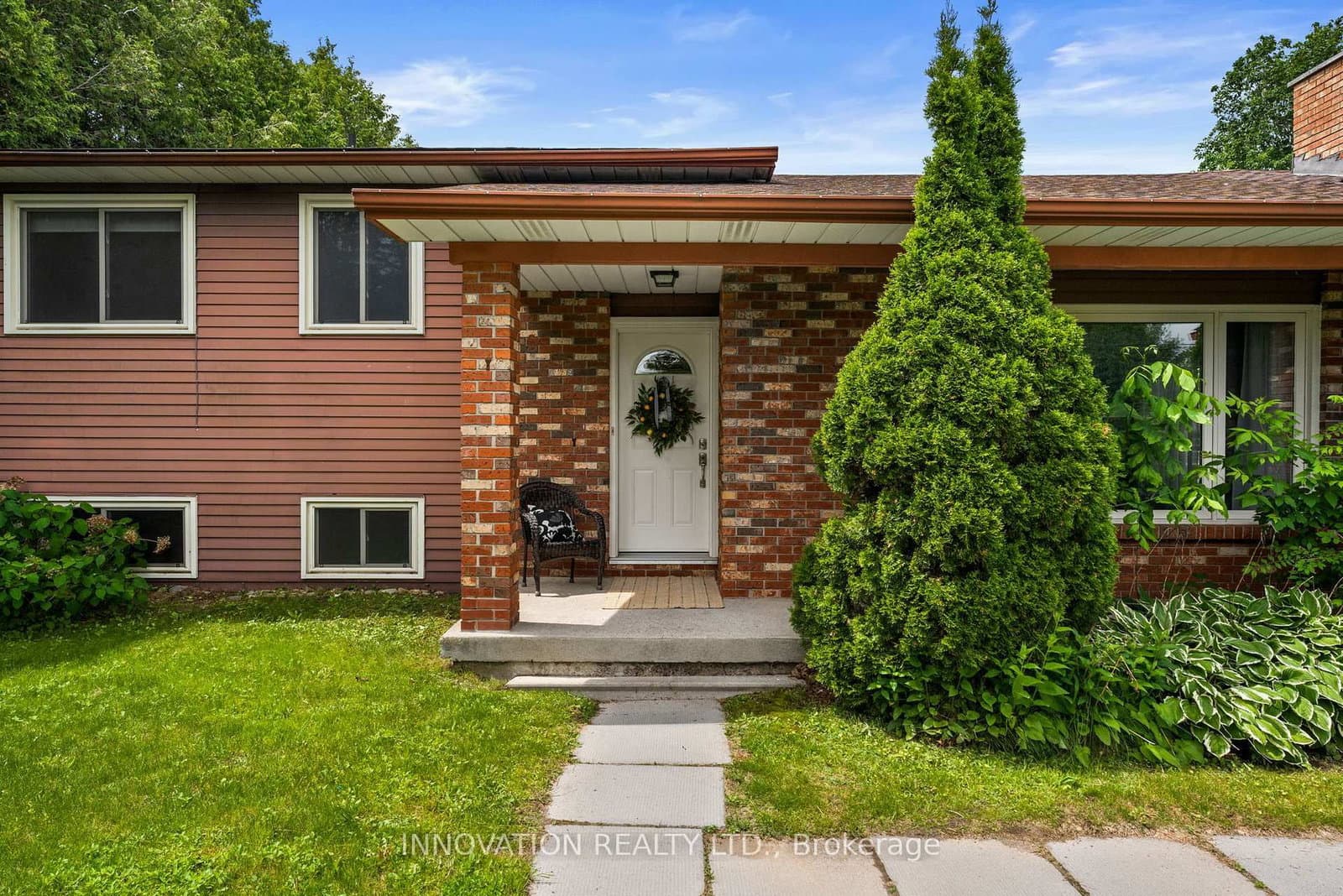 40 Jonathan Pack Street, Stittsville, ON — photo 3