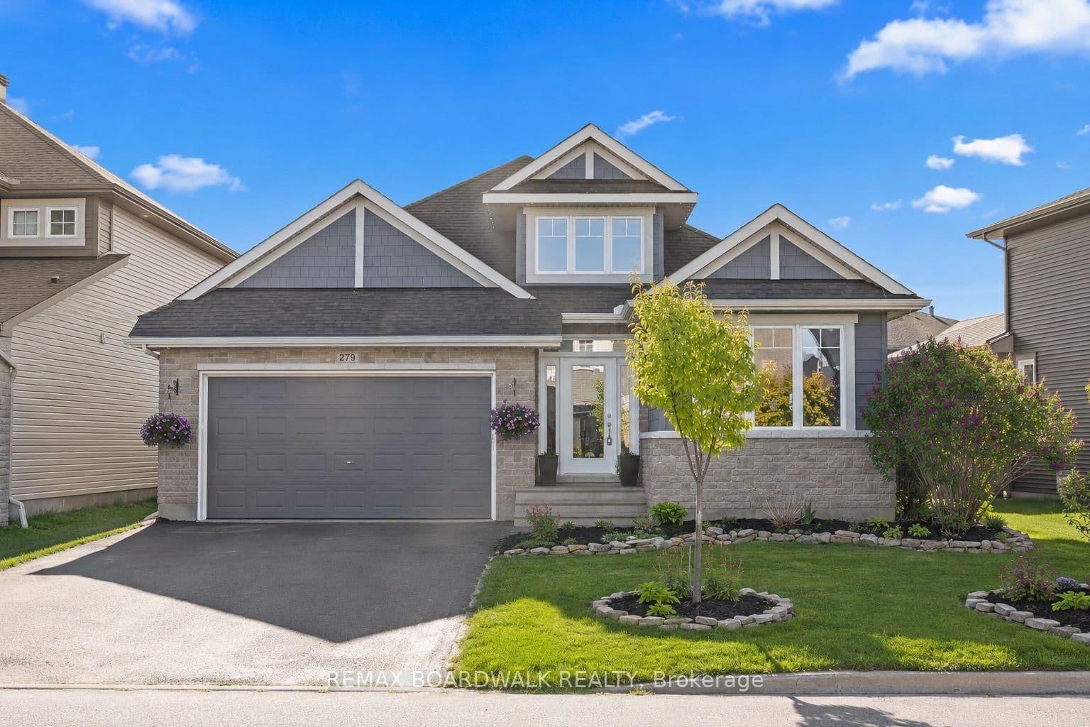 279 Sceptre Way, Ottawa, ON