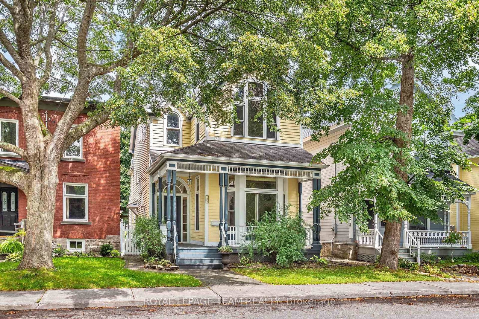 108 Stanley Avenue, Ottawa, ON — photo 2