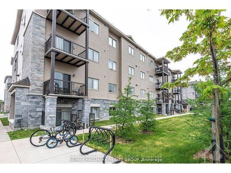 10 - 340 Tribeca Private, Ottawa, ON — photo 2