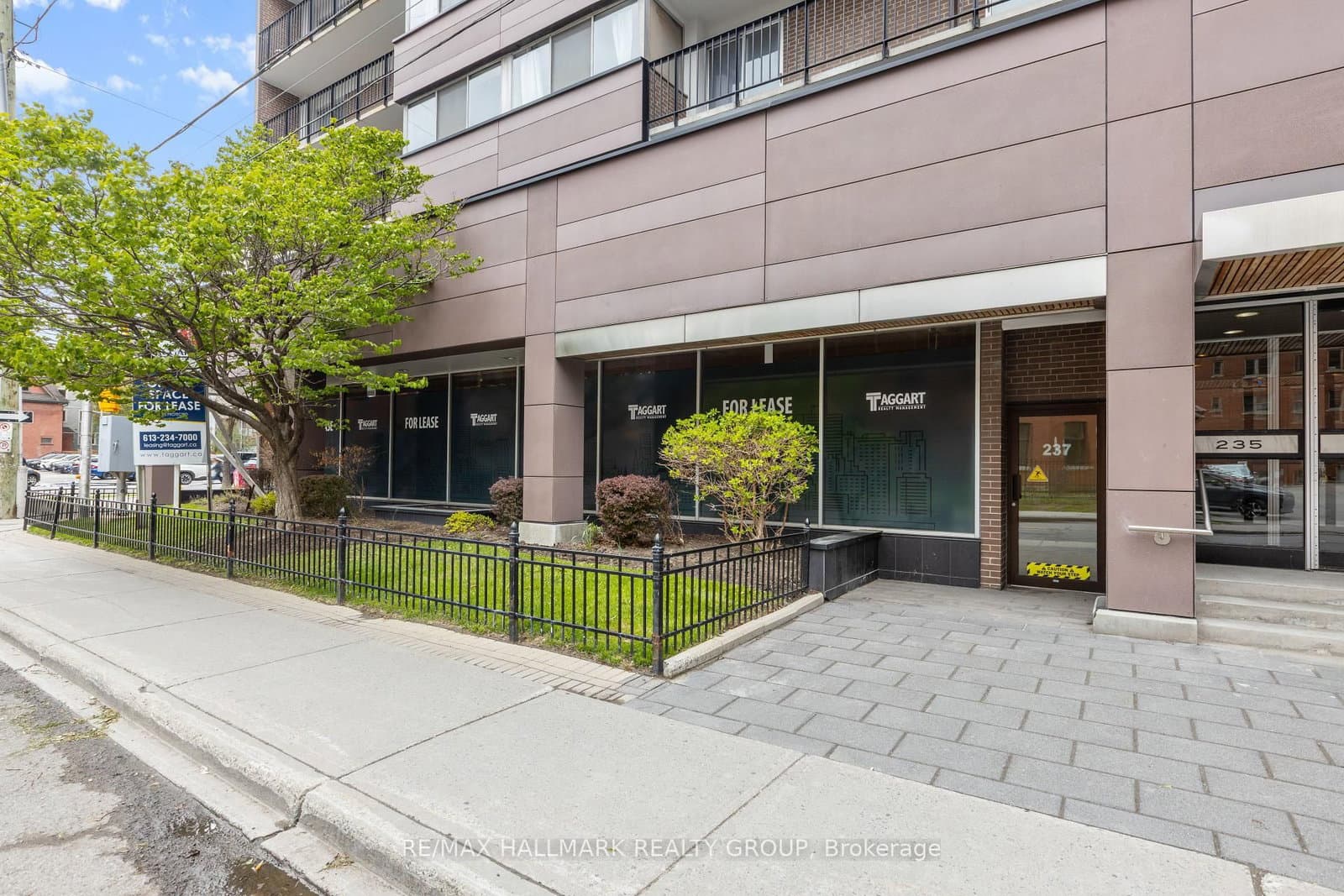 237 Somerset Street, Ottawa, ON — photo 2