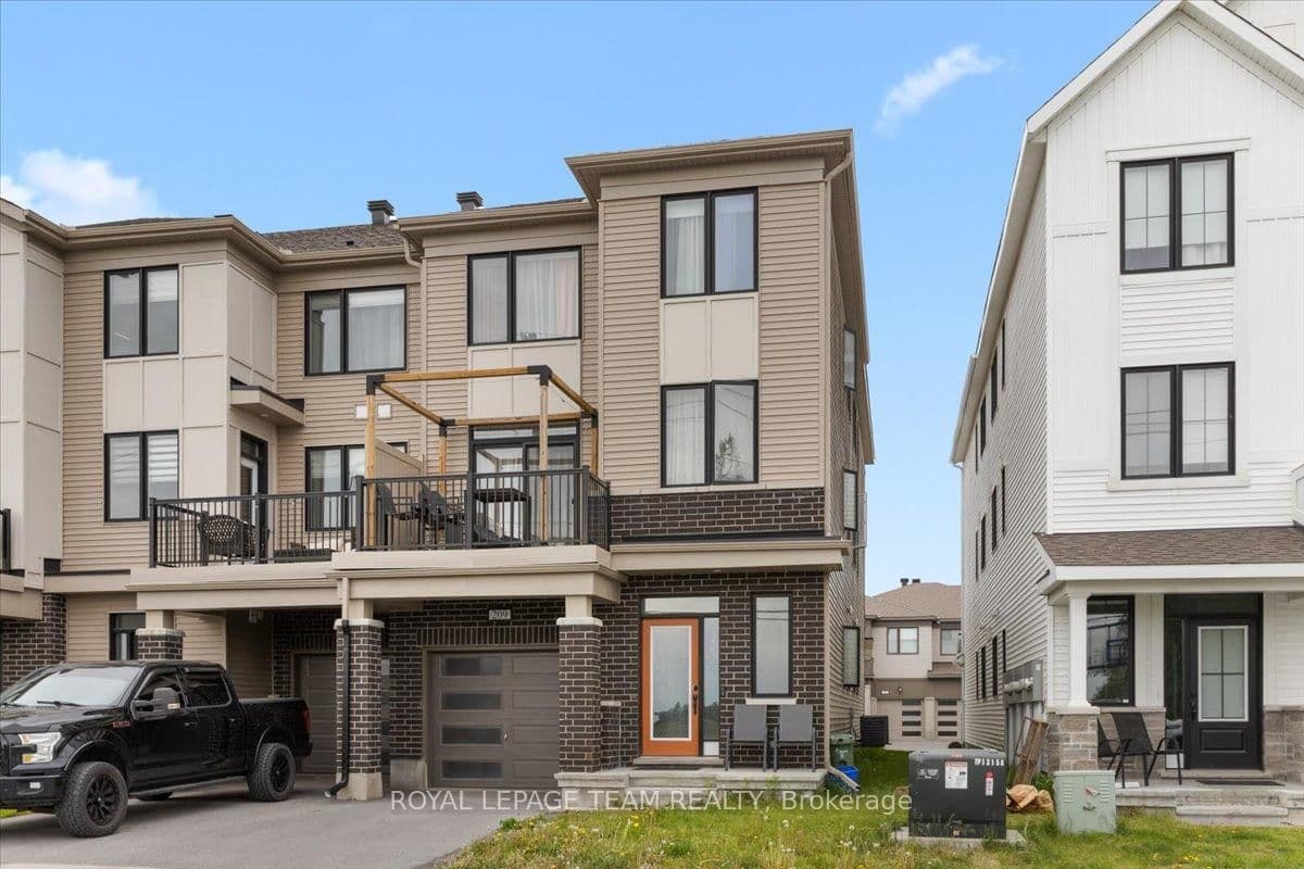 209 Hibernian Walk, Ottawa, ON — photo 2