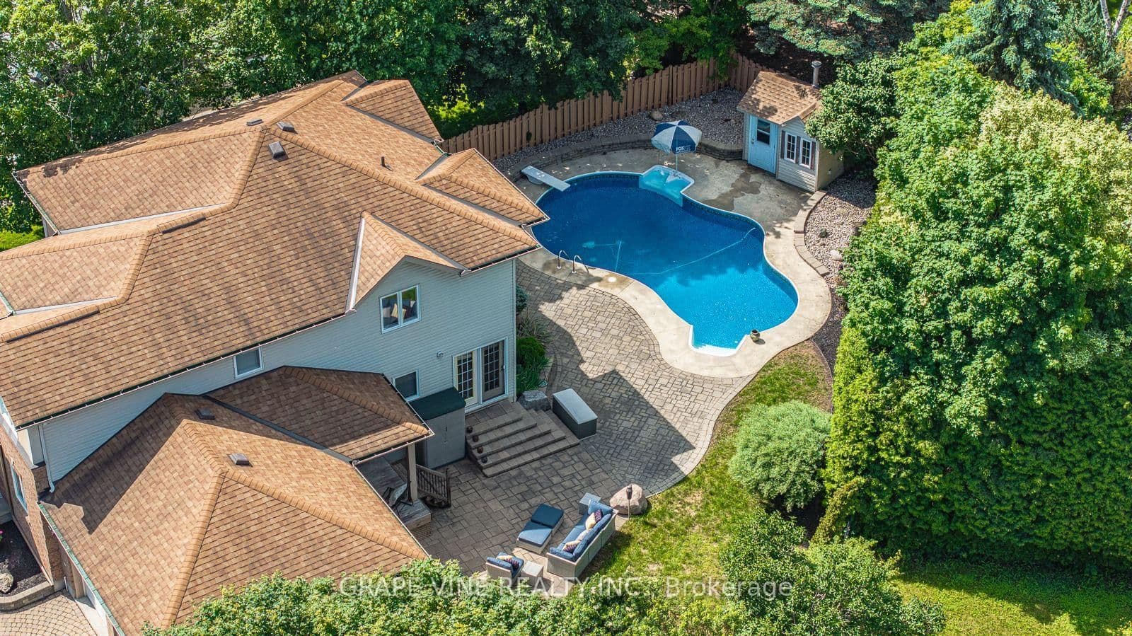 4 Carbery Drive, Stittsville, ON — photo 3