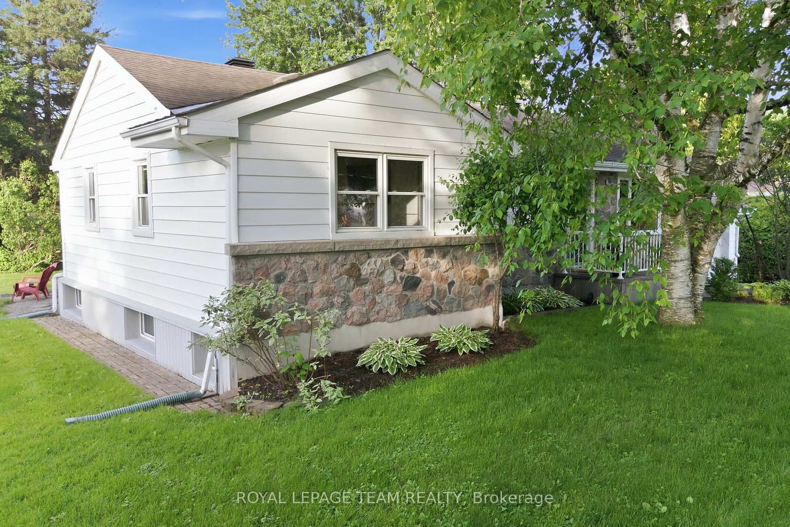 17 Arnold Drive, Ottawa, ON — photo 3