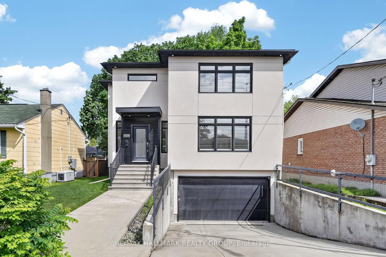 1559 Queensdale Avenue, Ottawa, ON — photo 2