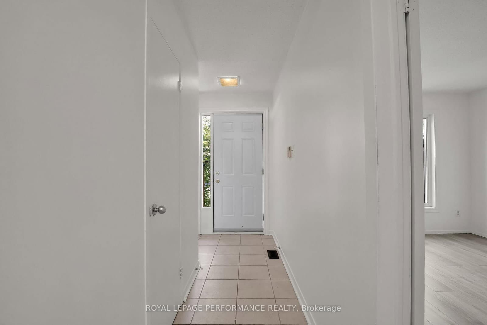 10 - 3342 Southgate Road, Ottawa, ON — photo 3