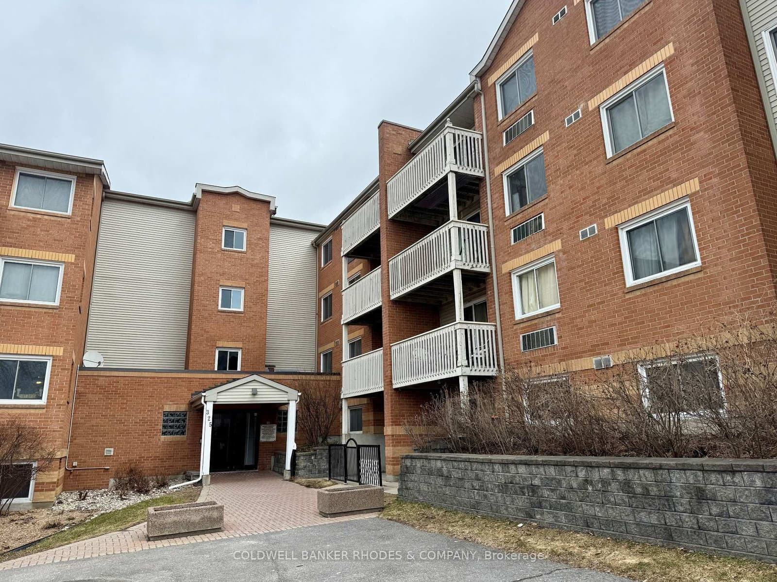 407 - 325 Centrum Boulevard, Ottawa, ON