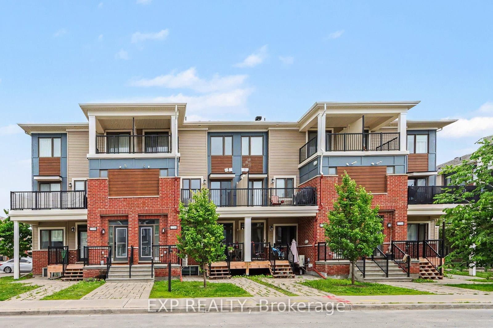 2250 Watercolours Way, Ottawa, ON