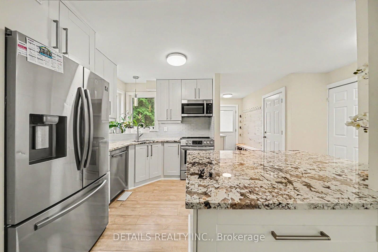 13 Willowview Way, Ottawa, ON — photo 3