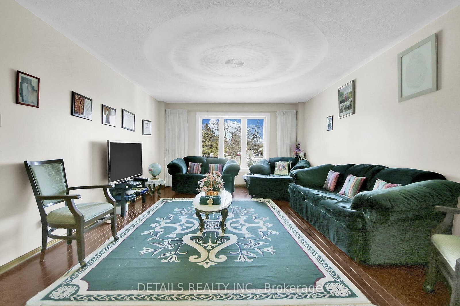 2876 Tresa Court, Ottawa, ON — photo 3