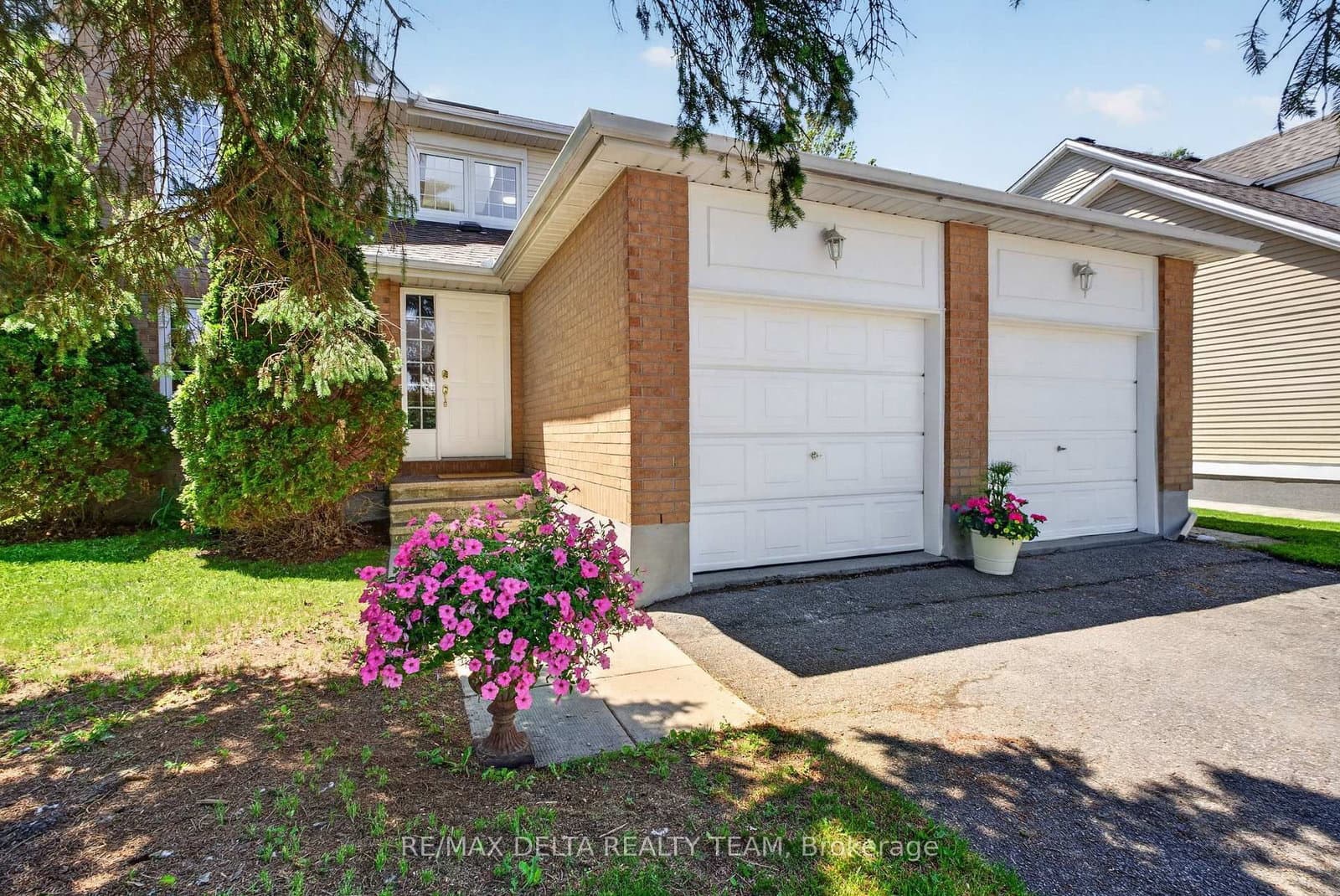 664 Thicket Way, Ottawa, ON