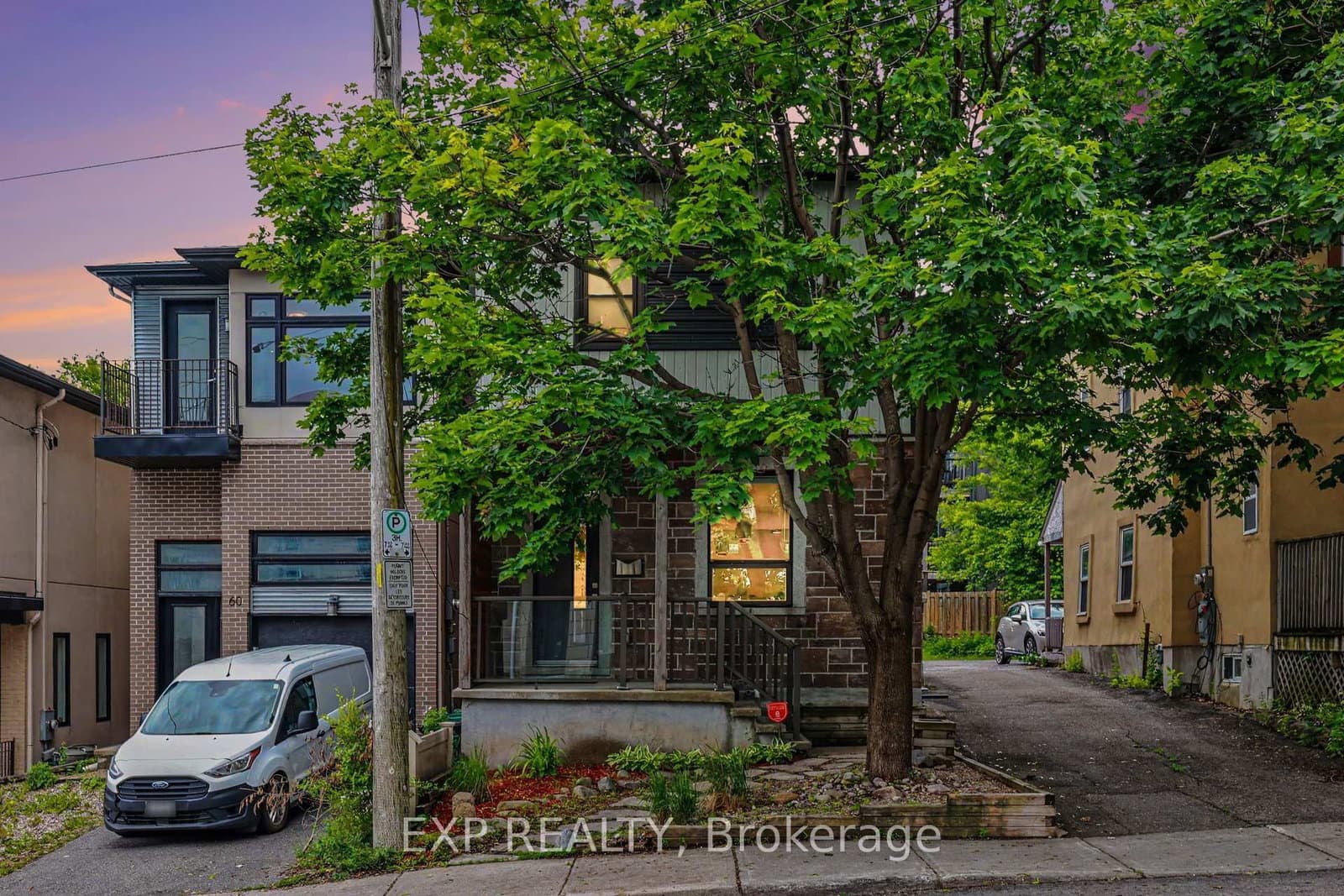 62 Young Street, Ottawa, ON