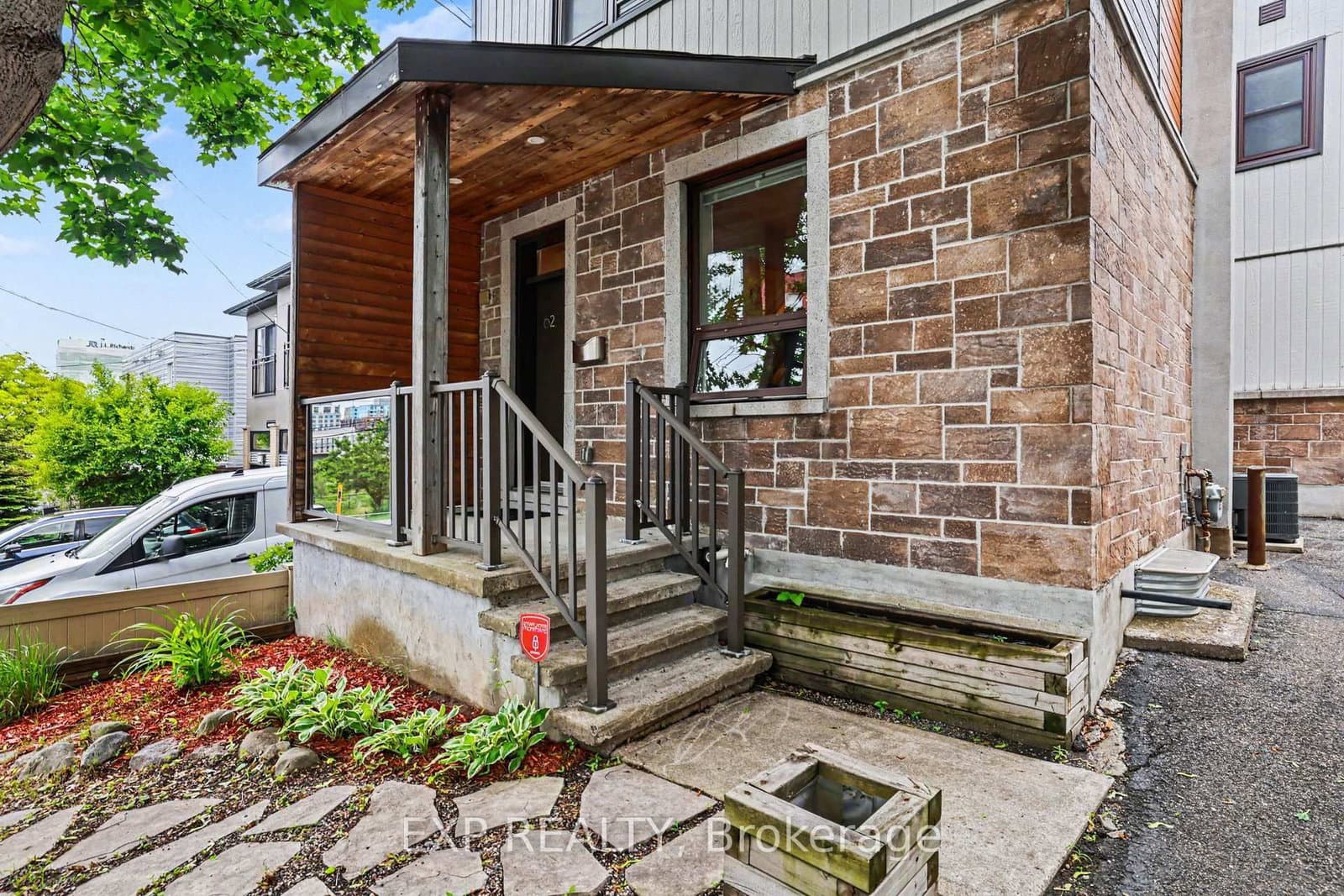 62 Young Street, Ottawa, ON — photo 3