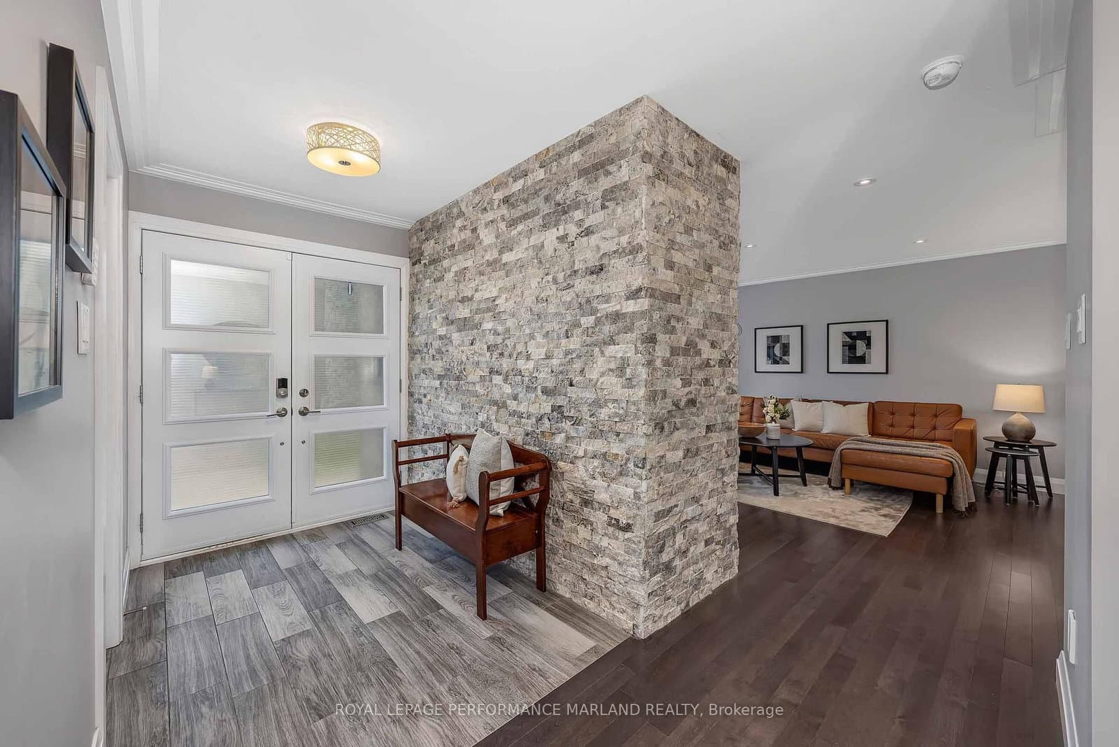 1581 Dorion Avenue, Ottawa, ON — photo 3