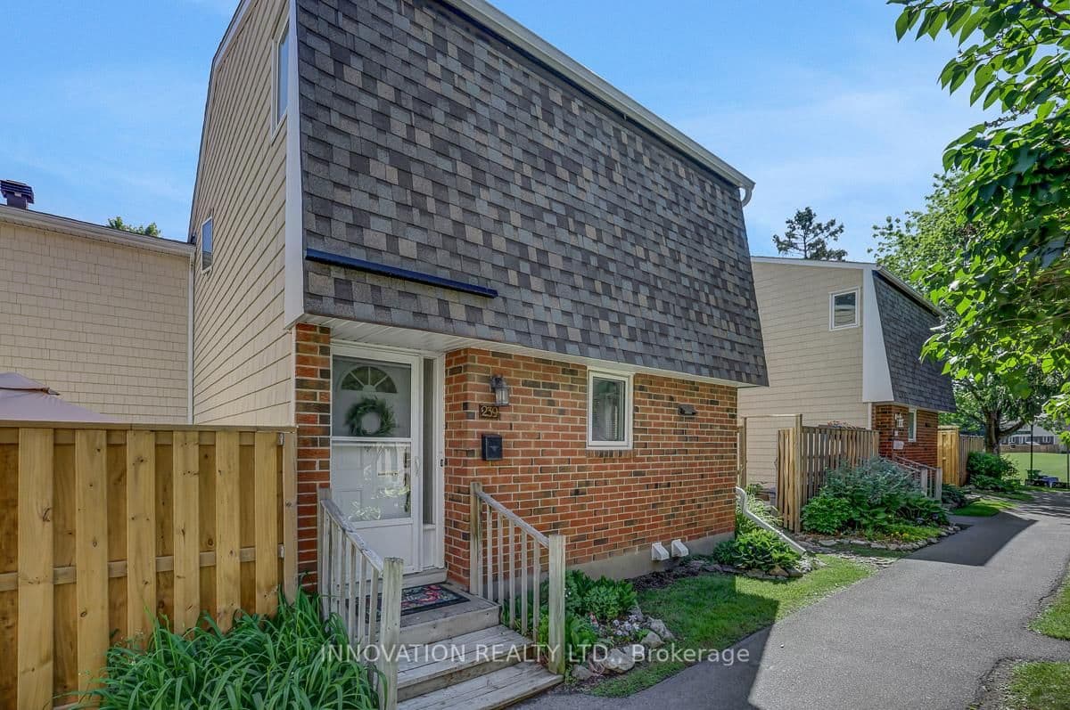 239 Salter Crescent, Kanata, ON