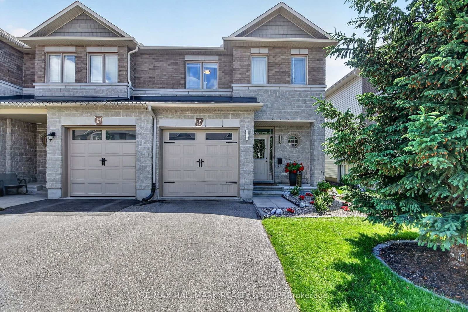 425 Barrick Hill Road, Ottawa, ON — photo 2