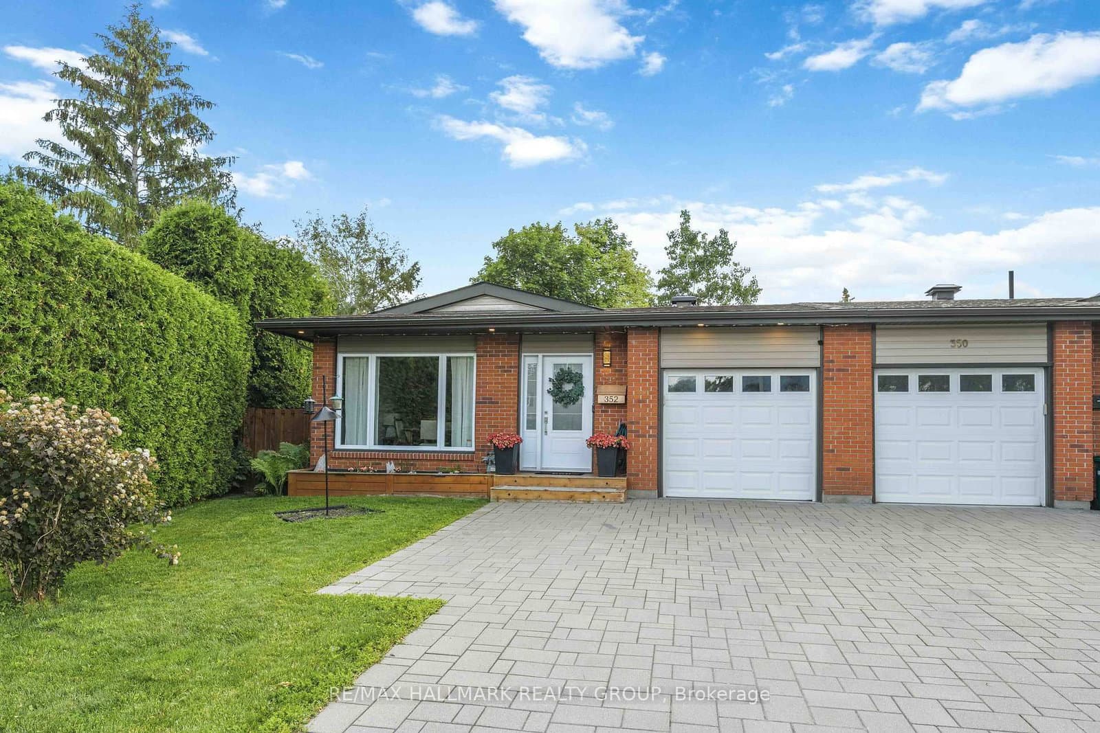 352 Mockingbird Drive, Orleans, ON