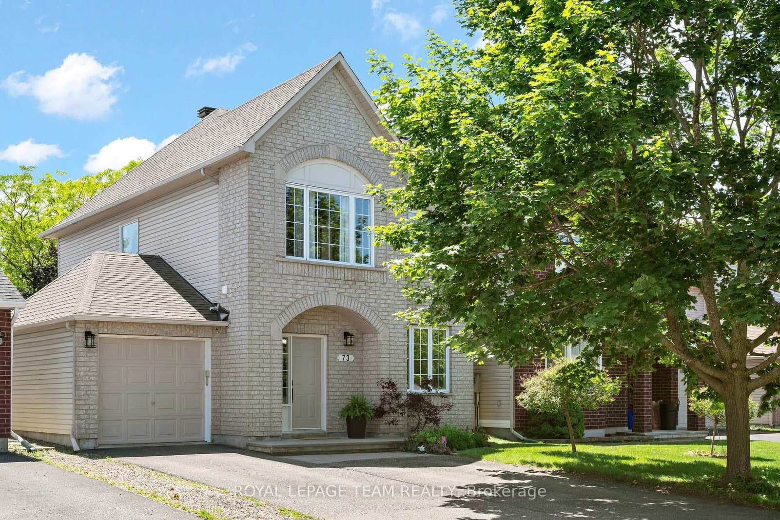 73 Deerfox Drive, Ottawa, ON