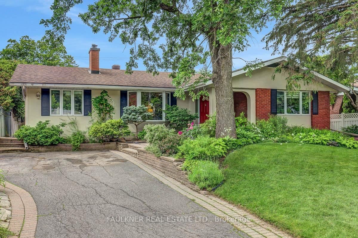 1048 Cromwell Drive, Ottawa, ON
