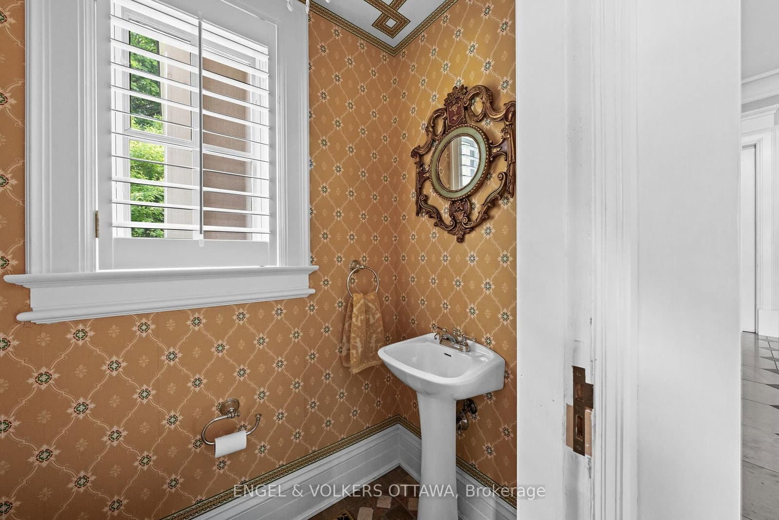 218 Coltrin Road, Ottawa, ON — photo 3