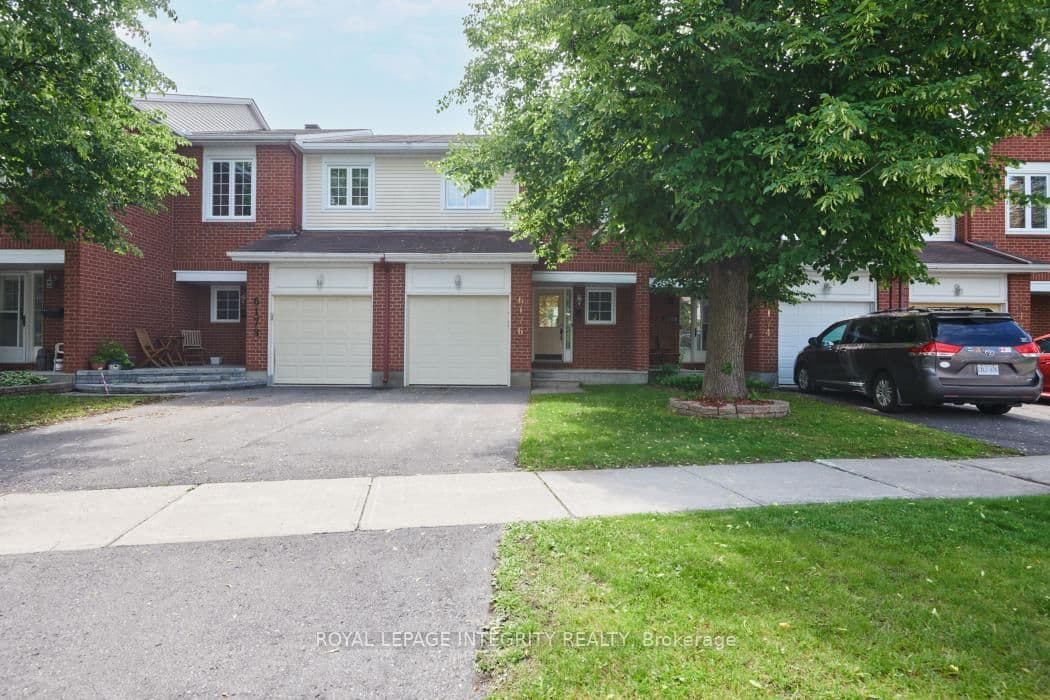 6176 Oak Meadows Drive Drive, Ottawa, ON