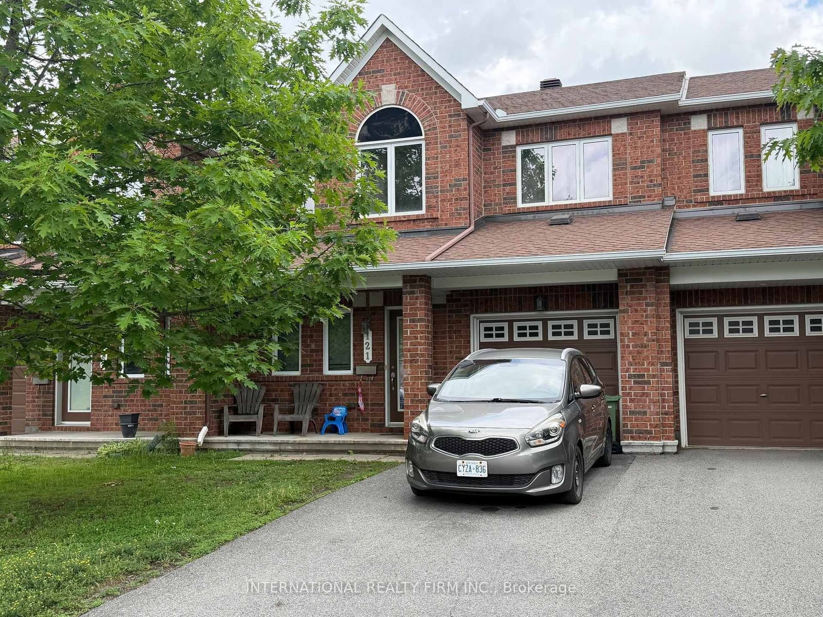 121 Dunforest Terrace, Ottawa, ON
