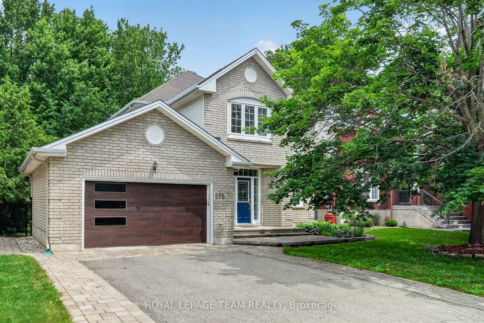 875 Giant Cedars Crescent, Ottawa, ON — photo 2
