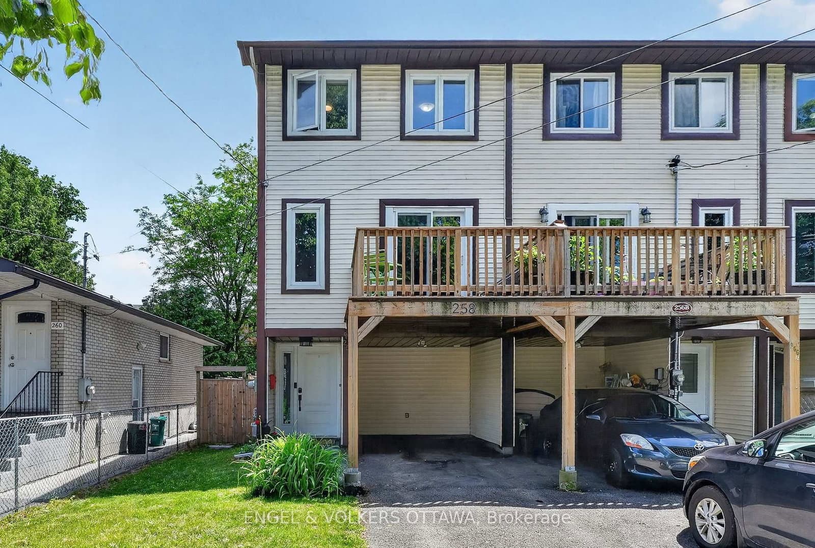 258 Carillon Street, Ottawa, ON
