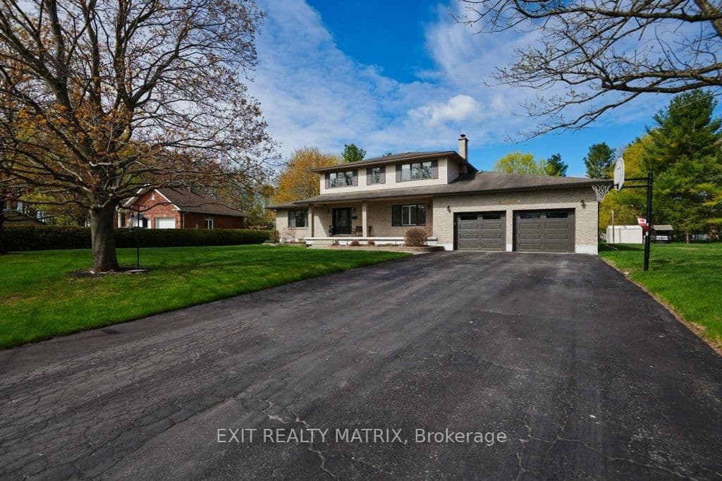 1340 Cuthbert Way, Greely, ON