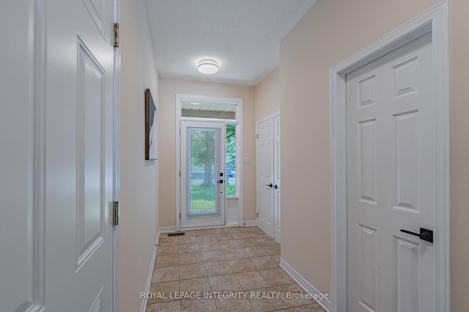 16 Redding Way, Ottawa, ON — photo 3